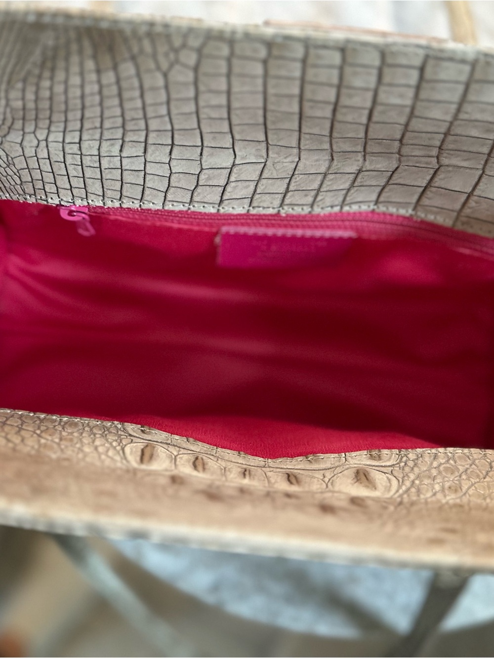Genuine Leather Croc-Embossed Leather Shoulder Bag in Taupe/Green - Picture 4 of 5